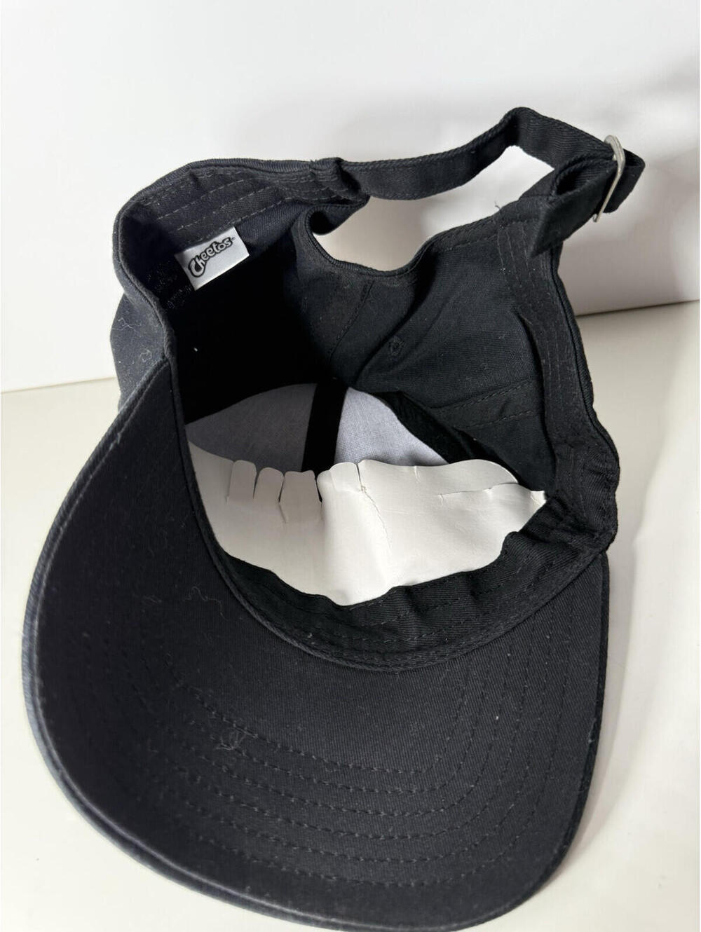 Cheetos Flamin Hot Crunchy Black Adjustable Strap Hat Cap Brand New - Picture 3 of 3
